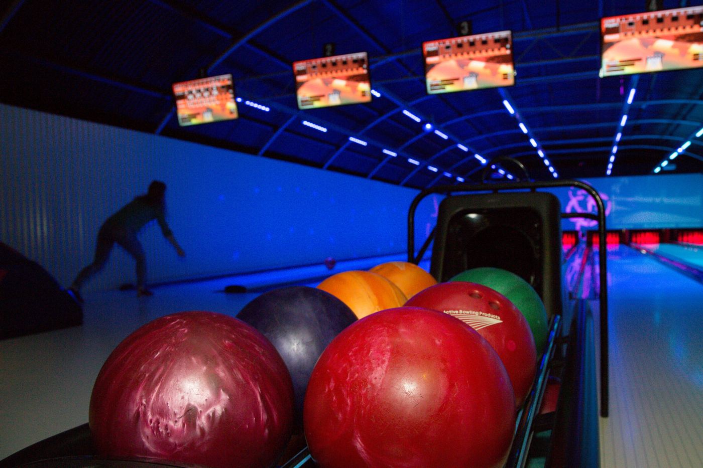 Bowlingballen voor bowlingbanen met LED-verlichting bij Silverstone